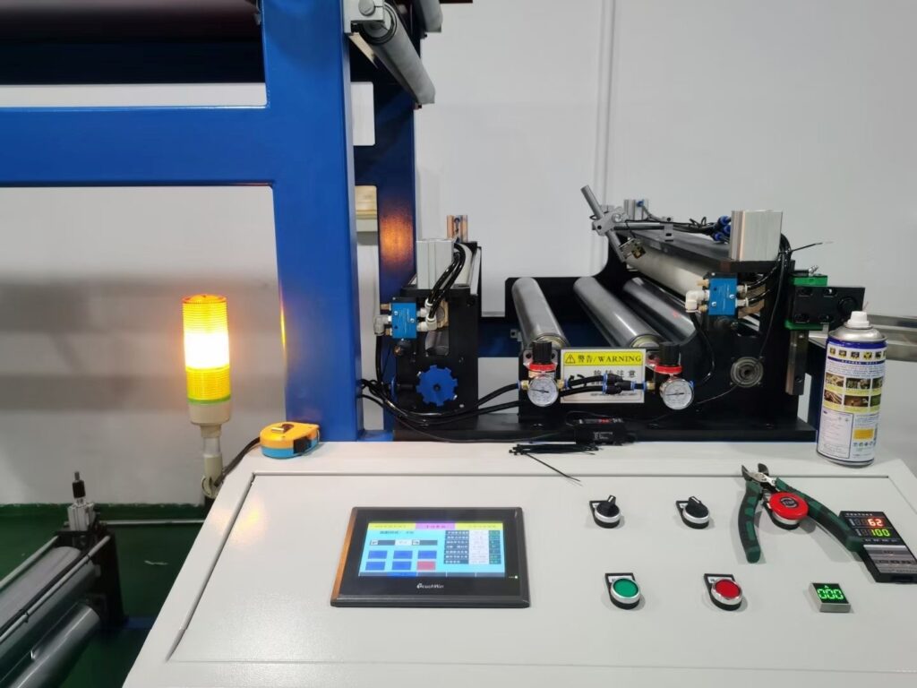 Gluing Machine